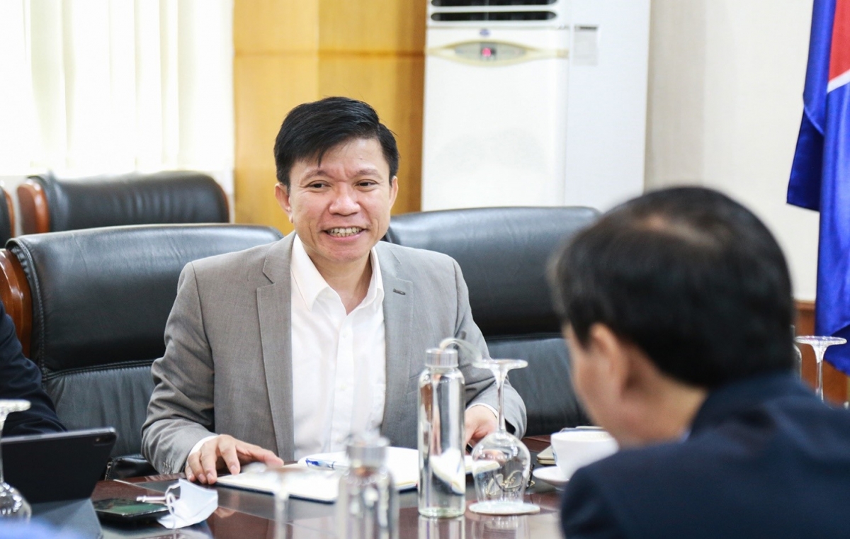 GS.TS Hoàng Anh Tuấn -Hiệu trưởng Trường Đại học Khoa học Xã hội và Nhân văn 