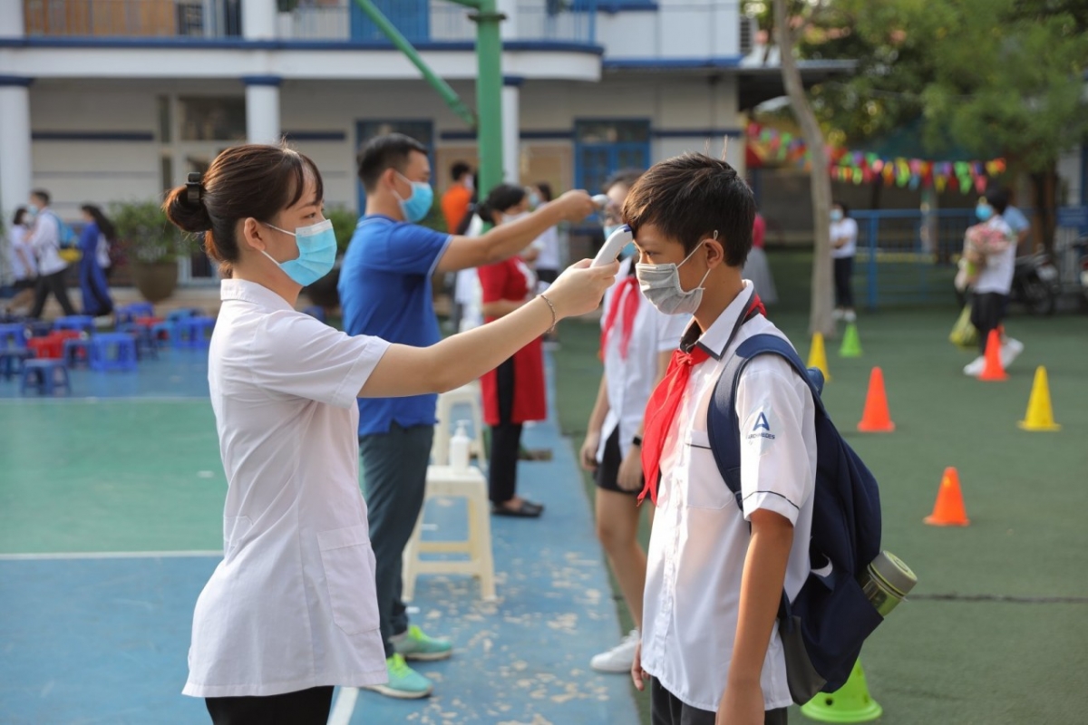 Học sinh Hà Nội dừng học trực tiếp từ đầu tháng 5/2021
khi Covid-19 bùng phát lần thứ tư. (Ảnh: minh họa) 