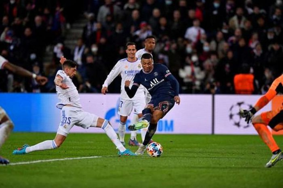Mbappe mang về chiến thắng kịch tính cho PSG (Ảnh: Internet)