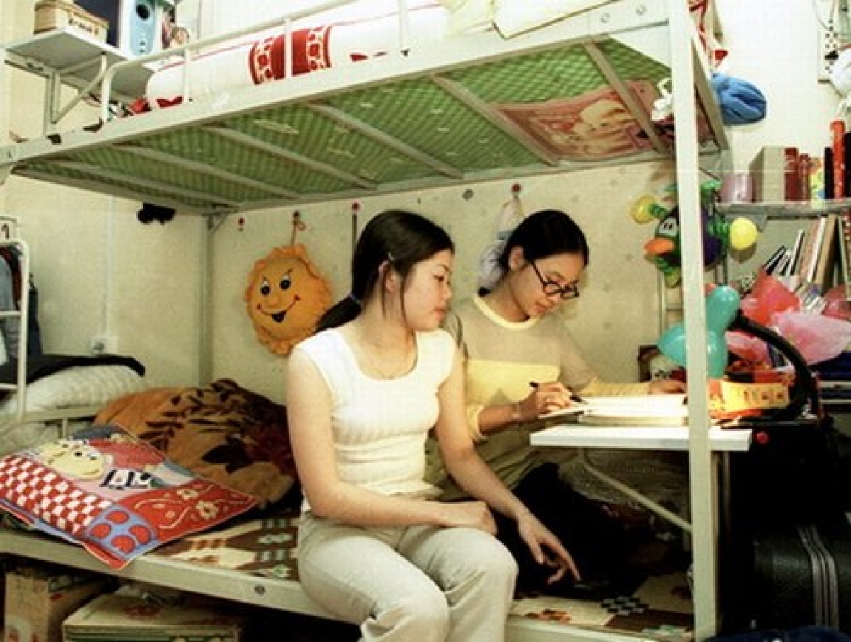 Sinh viên chung phòng trọ (ảnh minh họa internet)