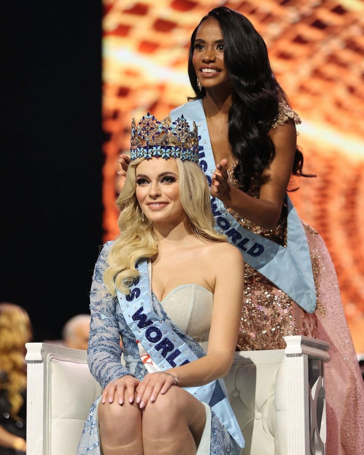 Karolina Biewleska vượt qua 39 thí sinh, trong đó có Đỗ Thị Hà của Việt Nam, giành vương miện Miss World lần thứ 70. Cô đã có sự thể hiện nổi bật trong suốt quá trình dự thi ở Puerto Rico với phong cách sôi nổi, khả năng thuyết trình tốt và nhan sắc rực rỡ.
 