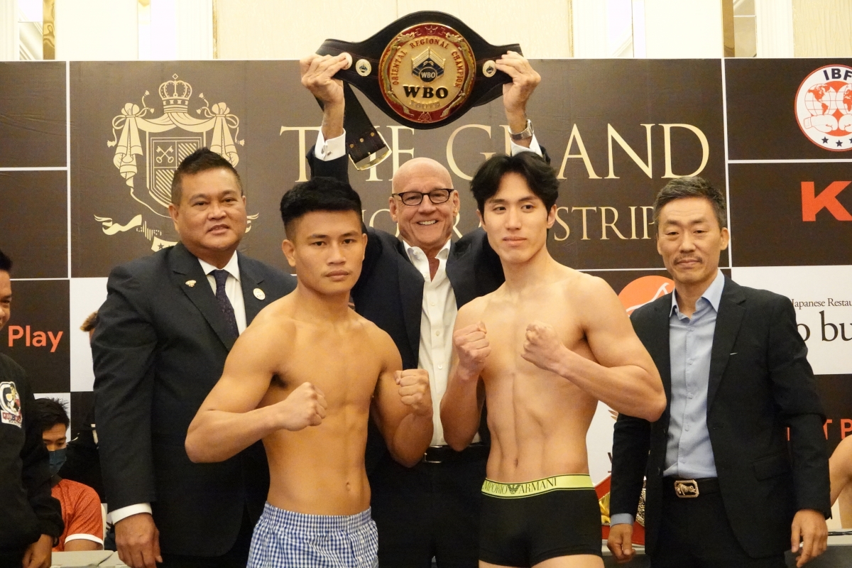 Hai võ sỹ Romer Pinili và Song Chan Ho 