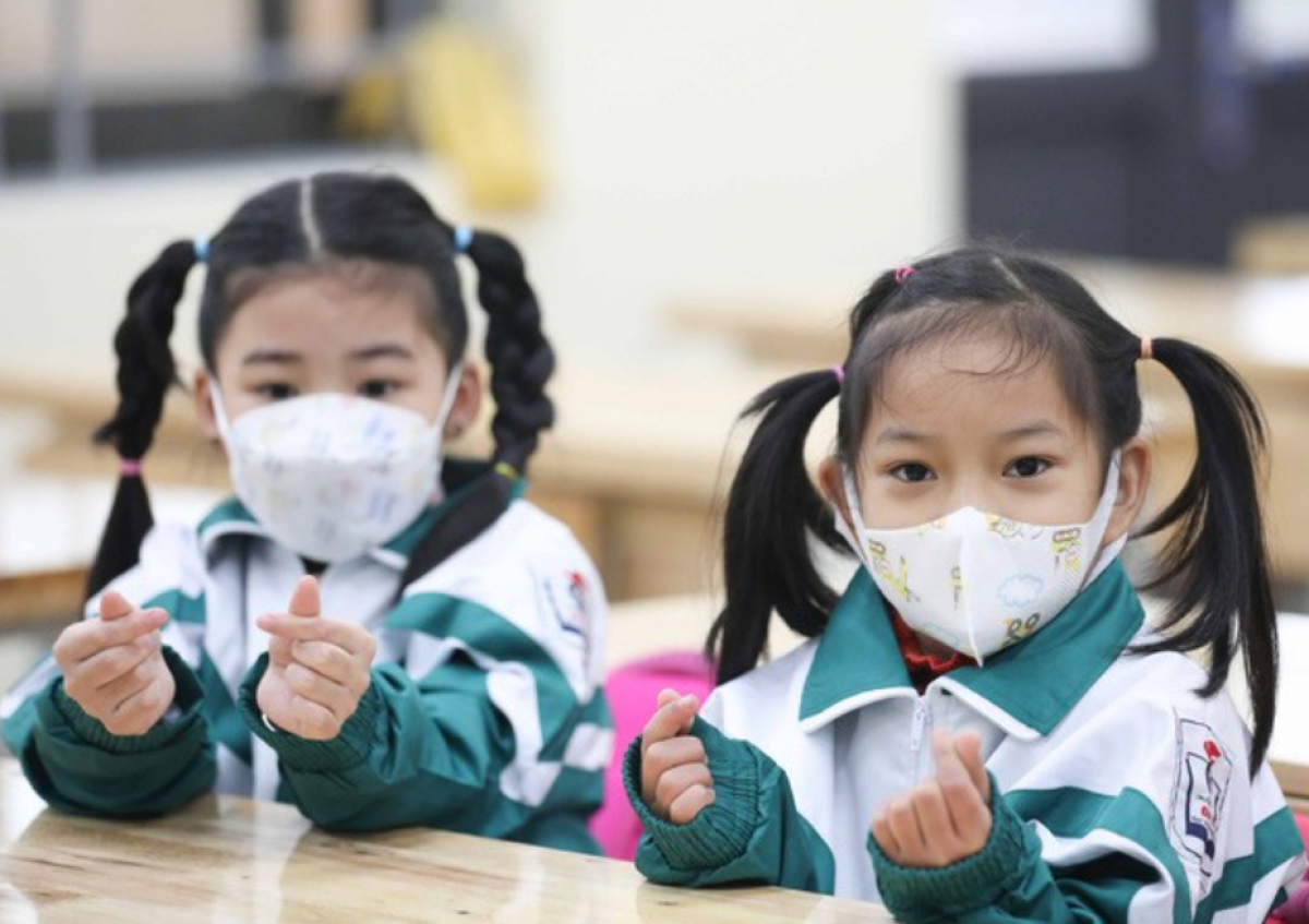 Trẻ đang rất mong chờ được đi học trực tiếp trở lại. (Ảnh: Minh họa)
