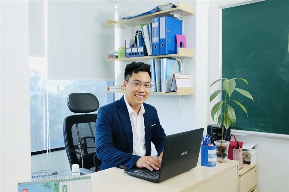 Thầy Đinh Đức Hiền, giáo viên môn Sinh học, Hệ thống giáo dục Học Mãi.
(Ảnh: laodong.vn)