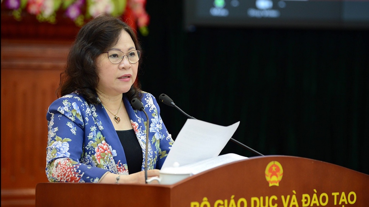 Thứ trưởng Bộ GD-ĐT Ngô Thị Minh 