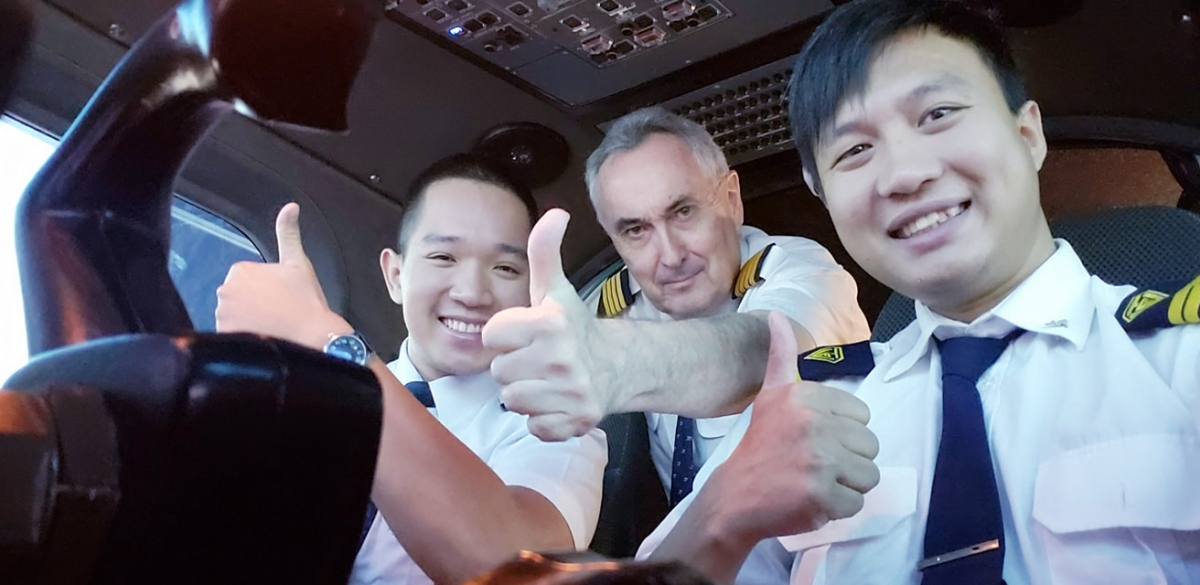 Lê Đình Nghĩa và các đồng nghiệp