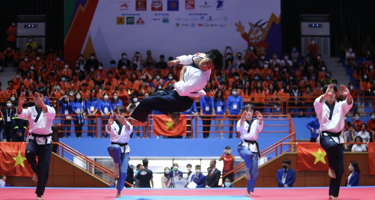 Các VĐV Việt Nam thi đấu ấn tượng tại nội dung quyền đồng đội sáng tạo