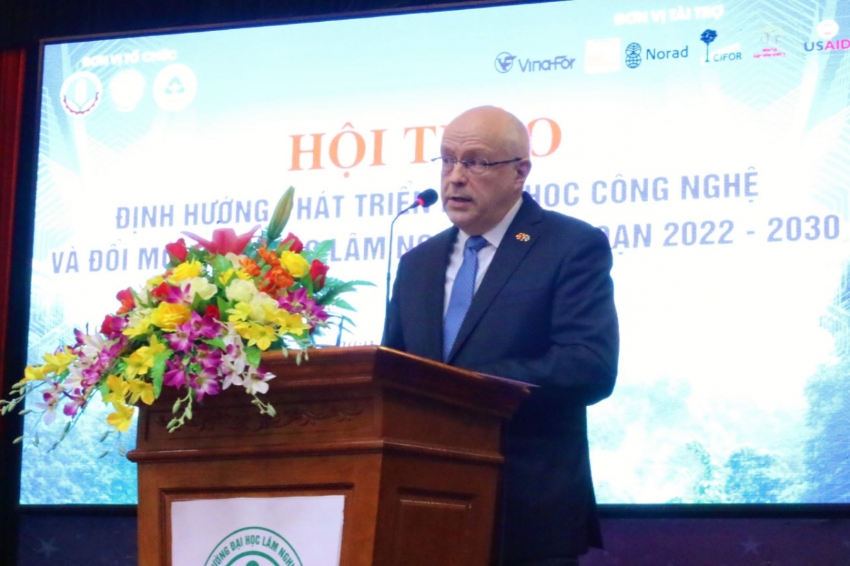 Ngài Keijo Norvanto - Đại sứ đặc mệnh toàn quyền nước cộng hòa Phần Lan tại Việt Nam