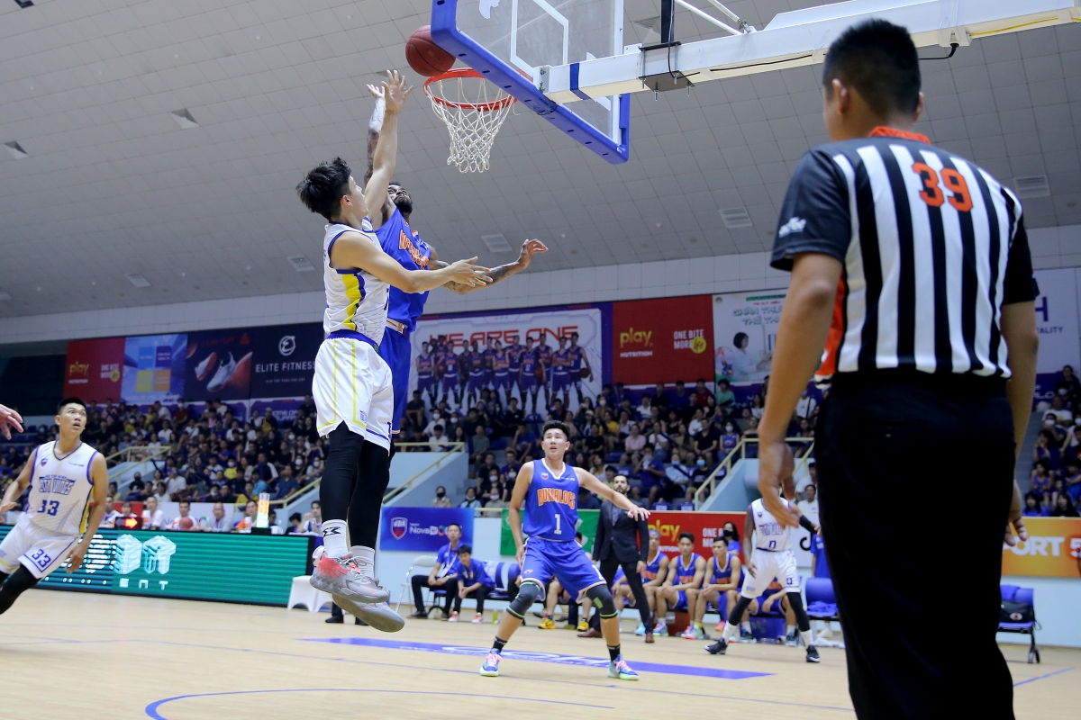 Đội khách giành chiến thắng trước Hanoi Buffaloes với cách biệt chỉ 1 điểm