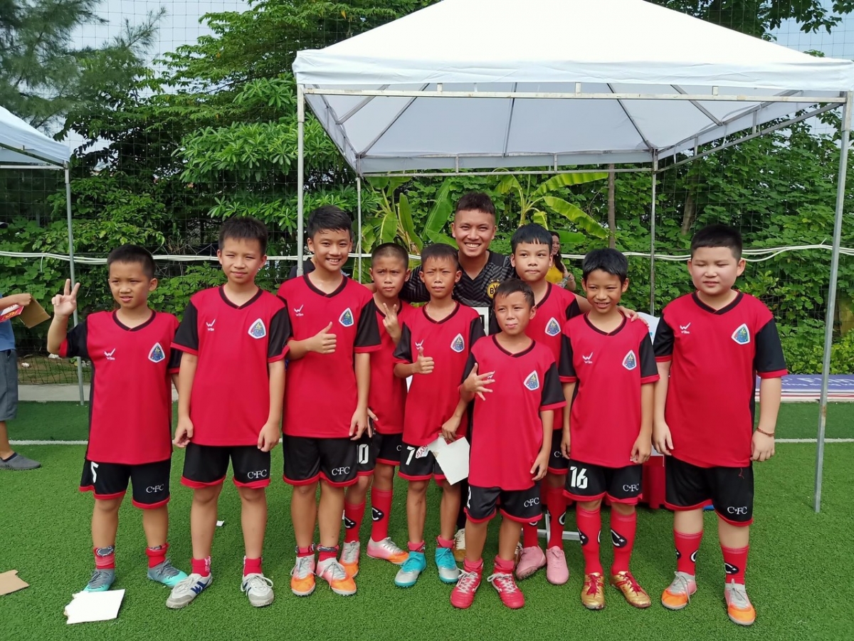 Niềm vui của các cầu thủ nhí khi tham dự Lotteria Challenge Cup 2022