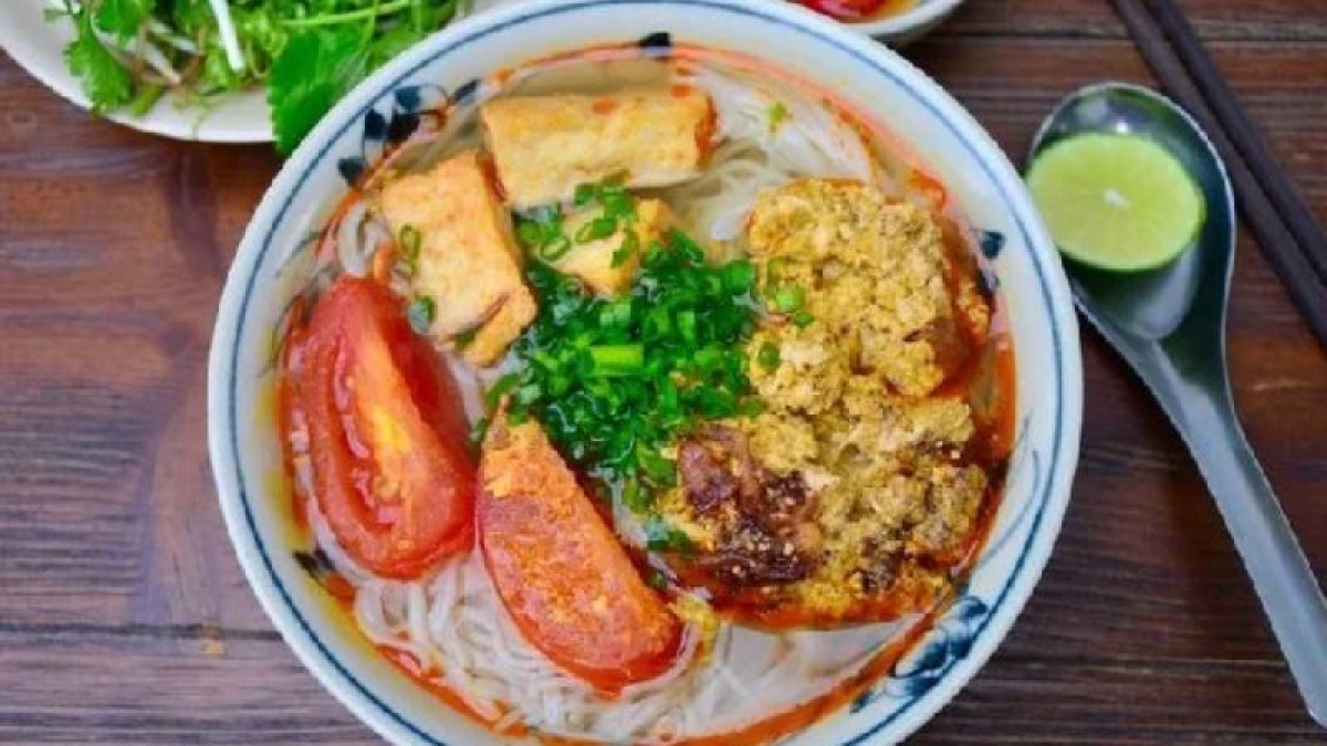 Món bún riêu cua
 