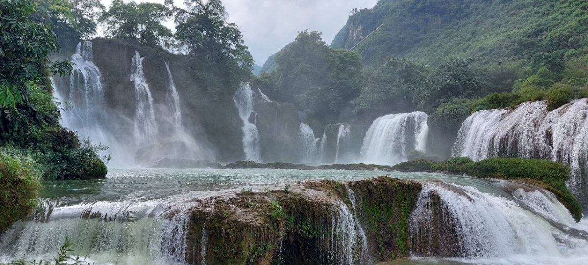 Thác Bản Giốc được Tạp chí Travel & Leisure bình chọn là 1 trong 21 thác nước đẹp nhất thế giới năm 2021