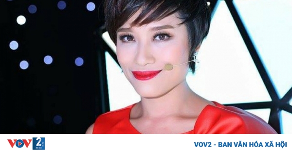 Haqiqiy hayotda ona va ogil ortasidagi yashirin kamera jinsiy aloqasini tomosha qiling Izhevskda jinsiy aloqa izlayotgan ayol