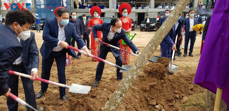 Ngành Tòa án hưởng ứng Tết trồng cây - ảnh 2