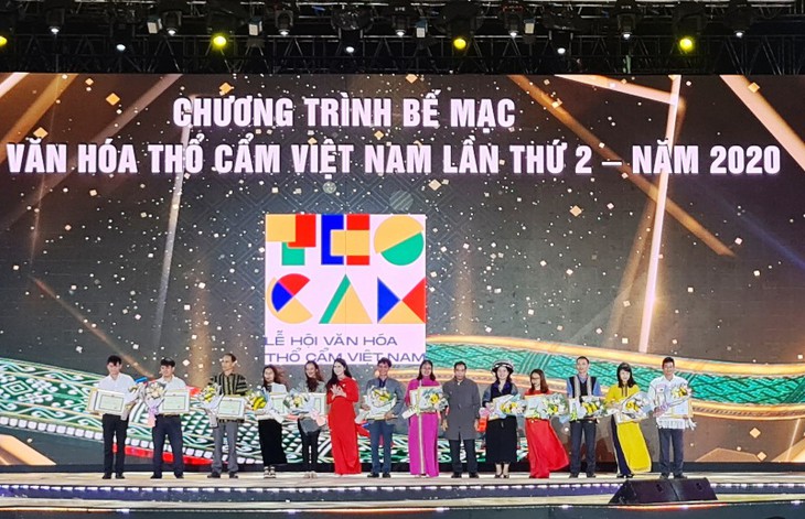 Bế mạc Lễ hội văn hóa thổ cẩm Việt Nam lần thứ 2 - ảnh 1