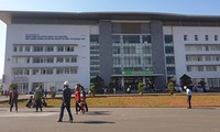 người đàn ông dùng súng ak tự bắn vào người 3 phát để tự tử hình 2