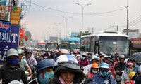 cửa ngõ sân bay tân sơn nhất quá tải ngày cuối năm hình 3