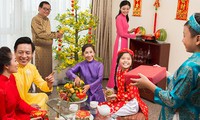 trẻ đến trường phải là những em bé hạnh phúc nhất hình 2