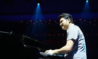 người đàn ông khiếm thị là "người bố tuyệt vời nhất" của con gái hình 2