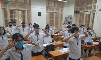 chống covid-19: hạ nhiều biện pháp từ bắt buộc sang khuyến cáo hình 2
