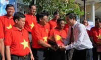 điện lưới đến bản làng mường nhé trước thềm xuân hình 2