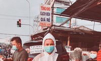 nghệ sĩ trung quốc làm gì giữa đại dịch virus corona? hình 4