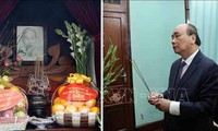 ông trần quốc vượng dâng hương tại hoàng thành thăng long hình 3