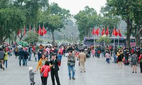 cần thơ tặng 300 vé xe cho công nhân lao động về quê đón tết hình 3