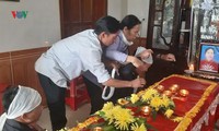 chủ tịch nước tặng huân chương dũng cảm cho người phụ nữ quên mình cứu rừng trong biển lửa hình 2