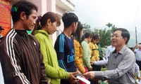 xuân ấm lòng dân nghèo trong những ngôi nhà đại đoàn kết hình 2