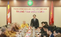 giáo hội phật giáo bắt buộc mọi người khi đến chùa phải đeo khẩu trang hình 2