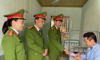 chặn đứng nhóm thanh niên thanh toán nhau bằng mã tấu và "bom" xăng hình 3