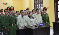 2 án tử hình cho kẻ buôn ma túy: mẹ già bật khóc ngoài hành lang hình 3