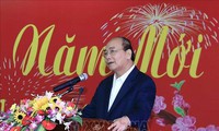 thủ tướng kiểm tra sẵn sàng chiến đấu của bộ tư lệnh quân khu 5 hình 3