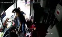 tranh giành khách, hai nhà xe chém nhau nhập viện hình 3