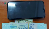cần thơ bắt tạm giam đối tượng quay clip nhạy cảm tống tiền 10 triệu đồng hình 2