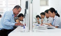 ban bí thư quy định không tặng hoa lãnh đạo dự hội nghị, đi cơ sở hình 2