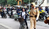băn khoăn trước đề xuất rút thời hạn gplx từ 10 năm xuống còn 5 năm hình 5