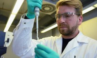 trump muốn độc quyền vaccine chống covid-19, đức giận dữ nói "không" hình 2
