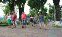 không gian đi bộ hồ hoàn kiếm và phụ cận hoạt động chính thức hình 2