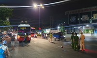 xe khách va chạm với xe máy, 2 người tử vong tại chỗ hình 2