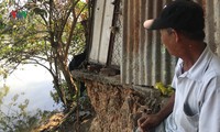 sông cạn đáy, gây sạt lở lớn cắt đứt đường giao thông ở tiền giang hình 2