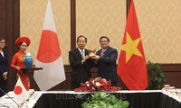 tổng thư ký đảng dân chủ tự do nhật bản thăm phố cổ hội an hình 3