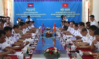 tàu hải quân hoàng gia anh thăm tp hải phòng hình 4