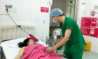 cấp cứu thành công một trường hợp túi phình động mạch não bị vỡ hình 4