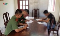 cầm dao truy sát người khác, một thanh niên bị bắn tử vong hình 2