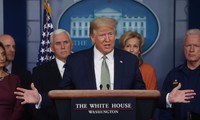 trump muốn thay đổi chiến lược chống covid-19: bước đi đầy mạo hiểm? hình 2