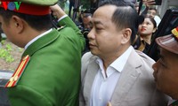 cựu chủ tịch đà nẵng văn hữu chiến: bị cáo ký theo thủ tục, trình tự hình 2