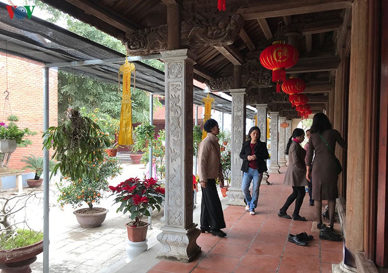 nguoi ha noi du xuan, le chua dau nam moi hinh 6