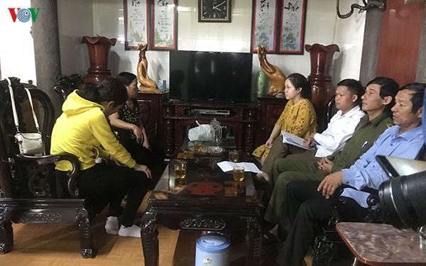 danh giao vien mang thai nhap vien phu huynh den tan nha xin loi nan nhan hinh 1